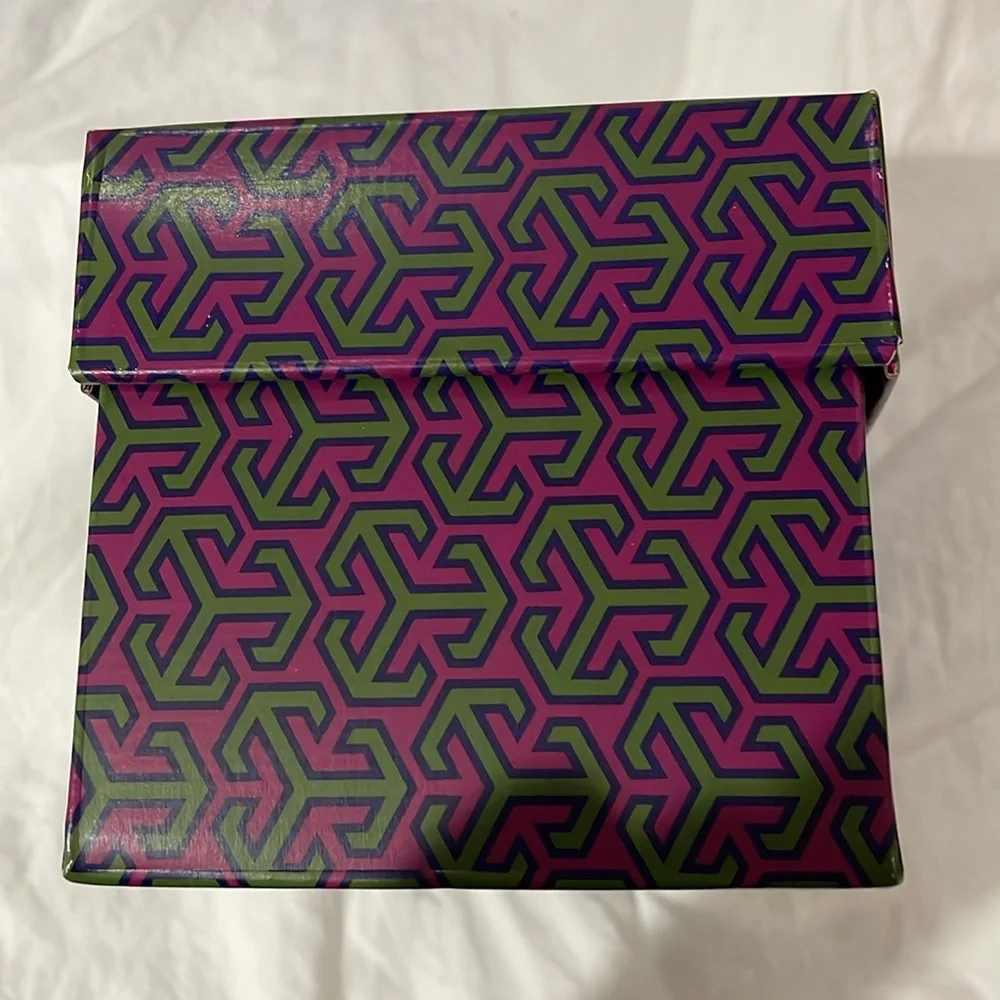 Tory Burch Patterned Box- empty - Picture 5 of 9